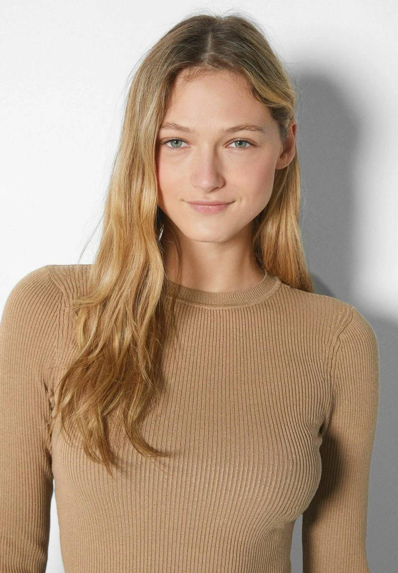 BERSHKA ROUND NECK 01785653 - Strickpullover - Camel 6 BERSHKA ROUND NECK 01785653 - Strickpullover - Camel – Bild 4