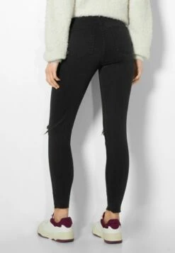 BERSHKA VINTAGE - Jeans Skinny Fit - Black 9 BERSHKA VINTAGE - Jeans Skinny Fit - Black -Bershka Verkaufsgeschäft d63af6d4c89f4334ad4aceb332ce1dd7