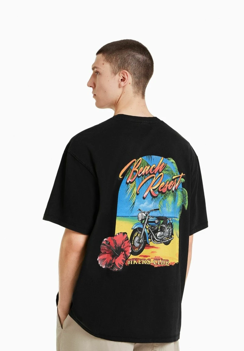 BERSHKA SHORT SLEEVE BOXY FADED PATCH - T-Shirt Print - Black 3 BERSHKA SHORT SLEEVE BOXY FADED PATCH - T-Shirt Print - Black