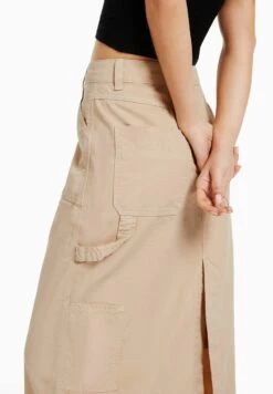 BERSHKA CARPENTER - Maxirock - Sand 10 BERSHKA CARPENTER - Maxirock - Sand -Bershka Verkaufsgeschäft d6ccdaab27fd4f878b5b149435a519b9