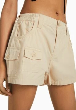 BERSHKA MULTI - Shorts - Sand -Bershka Verkaufsgeschäft d72c6c6d6f5d423fb63ab6c9736c58e6