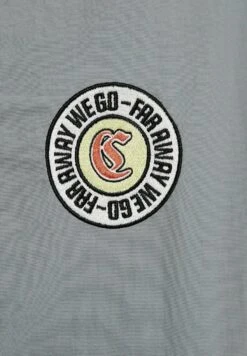 BERSHKA CONTRAST - Leichte Jacke - Grey -Bershka Verkaufsgeschäft d7bacb5a33464e648c378ff55b98c4f5