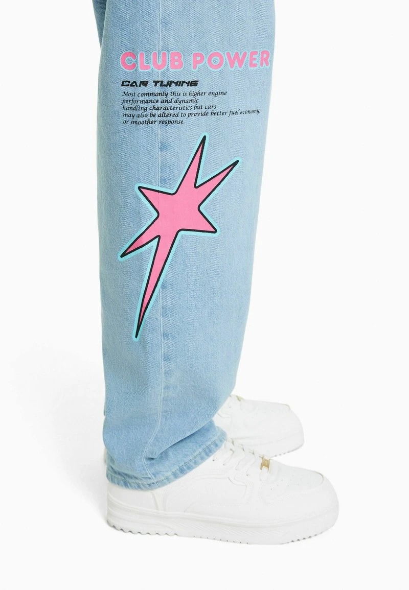 BERSHKA BAGGY PRINTED - Jeans Straight Leg - Light Blue 6 BERSHKA BAGGY PRINTED - Jeans Straight Leg - Light Blue – Bild 4