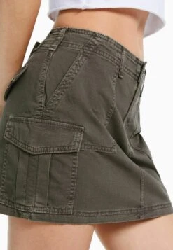 BERSHKA Minirock - Grey 11 BERSHKA Minirock - Grey -Bershka Verkaufsgeschäft daebe52ce05f40a4a625deed0a10f551