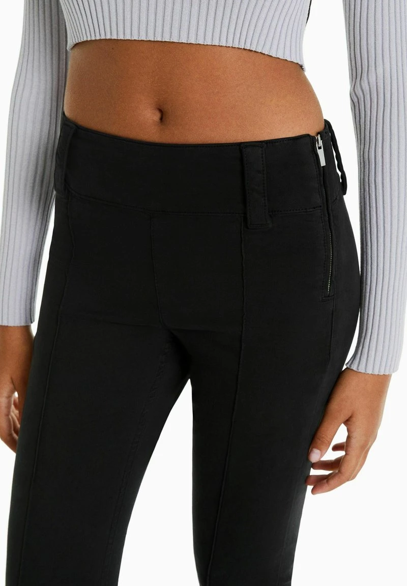 BERSHKA FLARE - Stoffhose - Dark Grey 5 BERSHKA FLARE - Stoffhose - Dark Grey – Bild 3