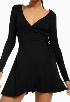 BERSHKA Freizeitkleid - Black 11 BERSHKA Freizeitkleid - Black -Bershka Verkaufsgeschäft e396dc0424f14499be826c076e2bbf8c