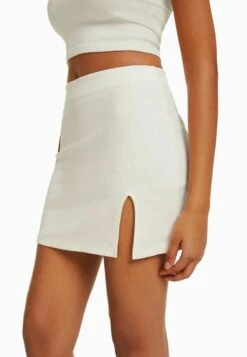 BERSHKA Minirock - Beige -Bershka Verkaufsgeschäft e6ccc1af6e1f4c2b829da729f024af82