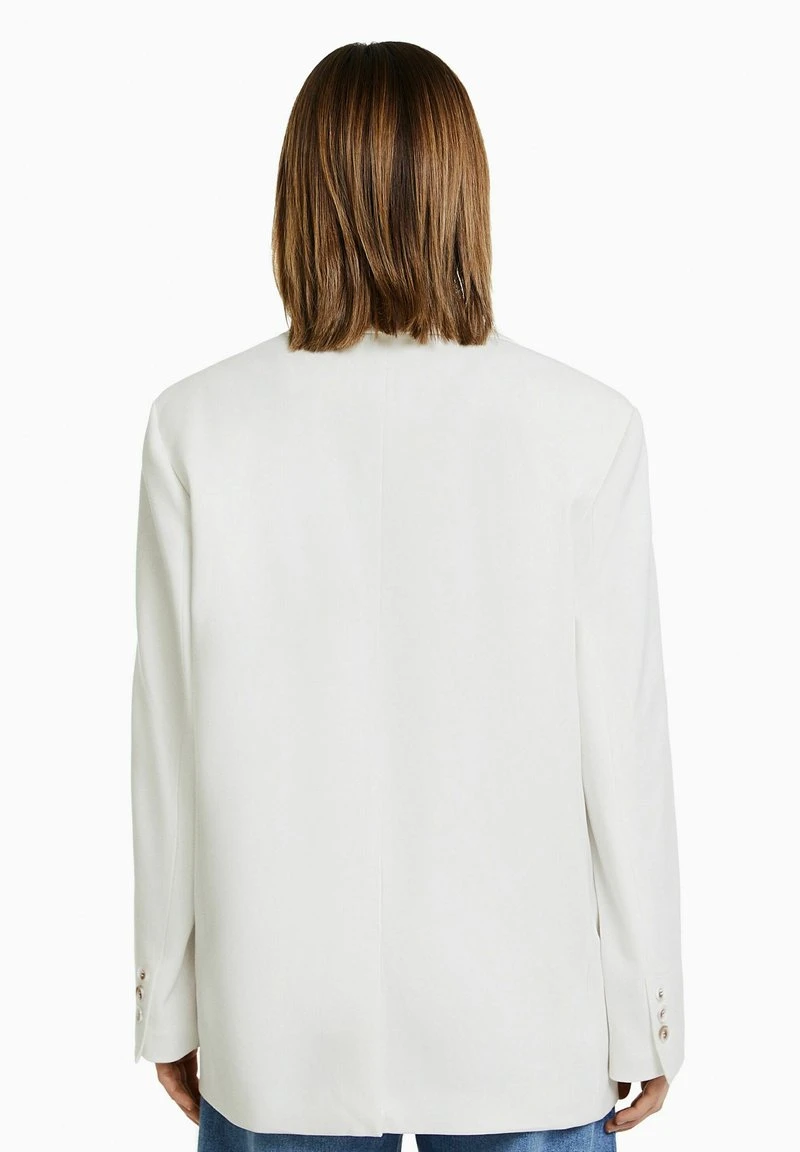 BERSHKA TAILORED CUT - Kurzmantel - White 5 BERSHKA TAILORED CUT - Kurzmantel - White – Bild 3