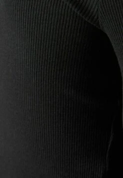 BERSHKA CROPPED - Langarmshirt - Blue 13 BERSHKA CROPPED - Langarmshirt - Blue -Bershka Verkaufsgeschäft ed4275ca4e604a70bc2d68d957d8853e