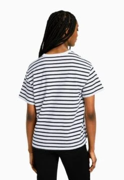 BERSHKA 2-PACK SHORT SLEEVE - T-Shirt Basic - Off White -Bershka Verkaufsgeschäft f04baf5fee4e460eb051a2ab5525b5ee