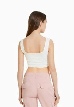 BERSHKA CROPPED POINTELLE STRAPPY - CORSET - Top - Off White 10 BERSHKA CROPPED POINTELLE STRAPPY - CORSET - Top - Off White -Bershka Verkaufsgeschäft f0e43cd6f3684a2f954414c6c8c711b0