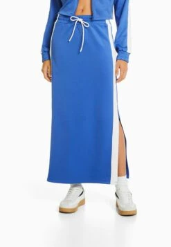 BERSHKA RETRO - Maxirock - Blue 13 BERSHKA RETRO - Maxirock - Blue -Bershka Verkaufsgeschäft f293e8285c264cb89fd2225c4b3472e0 1