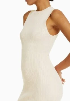 BERSHKA MINI - Strickkleid - Beige 11 BERSHKA MINI - Strickkleid - Beige -Bershka Verkaufsgeschäft f2a7202dac014500a0f64e103402b096