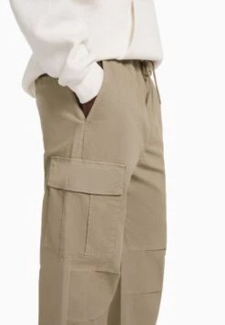 BERSHKA STOPPERS - Cargohose - Sand 10 BERSHKA STOPPERS - Cargohose - Sand -Bershka Verkaufsgeschäft f58da47702484dd49ddd890c83ca38ab