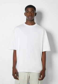 BERSHKA OVERSIZED SHORT SLEEVE - T-Shirt Basic - Off White