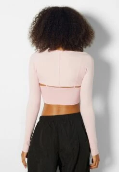 BERSHKA STRAPPY WITH LONG SLEEVES - Strickjacke - Pink 10 BERSHKA STRAPPY WITH LONG SLEEVES - Strickjacke - Pink -Bershka Verkaufsgeschäft f765c30df9904e56922e7b90340fbf0a