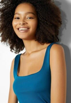 BERSHKA FITTED STRAPS - Etuikleid - Blue 10 BERSHKA FITTED STRAPS - Etuikleid - Blue -Bershka Verkaufsgeschäft f85943f8f1354e5280aae804a5fd8b35