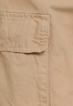 BERSHKA WITH DRAWSTRING - Cargohose - Camel 12 BERSHKA WITH DRAWSTRING - Cargohose - Camel -Bershka Verkaufsgeschäft f95c6b4451f246babc916a25aa43986f