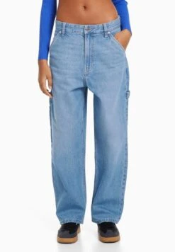 BERSHKA CARPENTER - Jeans Relaxed Fit - Light Blue Denim 11 BERSHKA CARPENTER - Jeans Relaxed Fit - Light Blue Denim -Bershka Verkaufsgeschäft fb96b0b71a6d46e4a9f76da766aee4b4