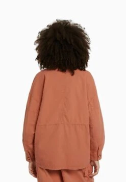 BERSHKA LONG SLEEVE WITH POCKETS - Leichte Jacke - Pink -Bershka Verkaufsgeschäft fc2aa099106f4b74bfc559ae4b8e2d74