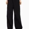 BERSHKA PARACHUTE - Cargohose - Black