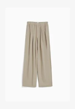 BERSHKA Jeans Relaxed Fit - Sand 13 BERSHKA Jeans Relaxed Fit - Sand -Bershka Verkaufsgeschäft fdca272b228f406fbc6c479769c72de3