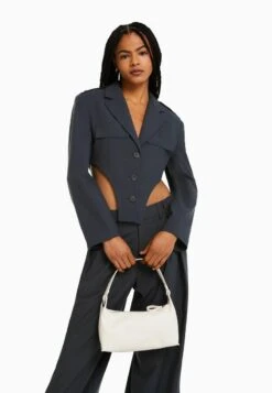 BERSHKA RING DETAIL WITH HANDLE - Handtasche - Off White